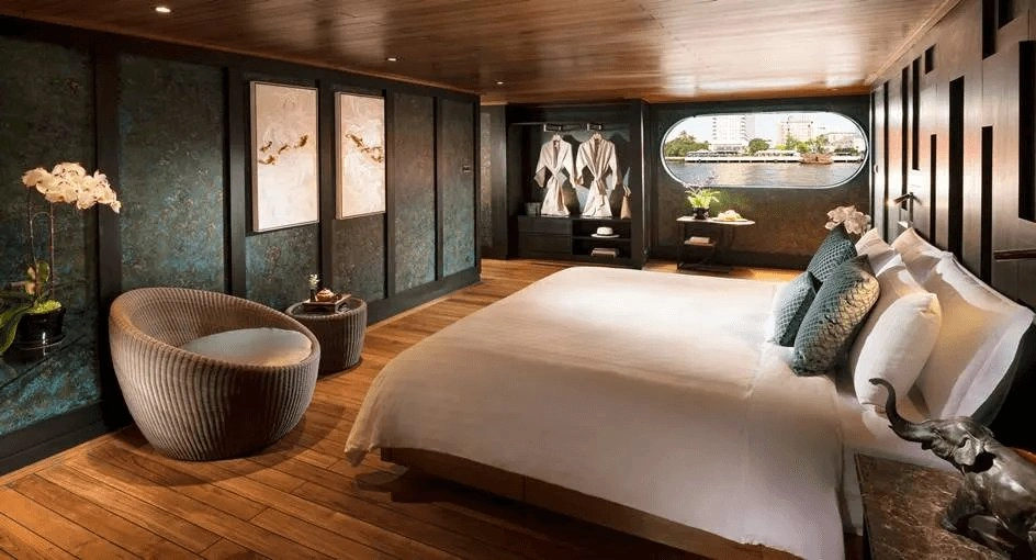 Anantara Riverside Bangkok Resort | kunal Seth